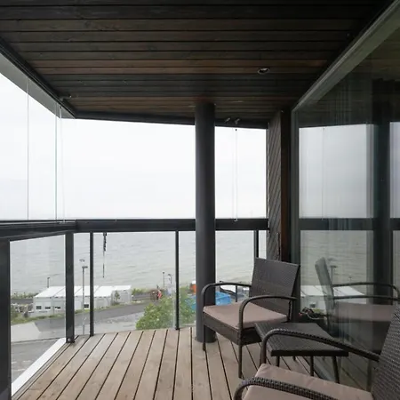 Apartment Seafront Dream In Kalaranna